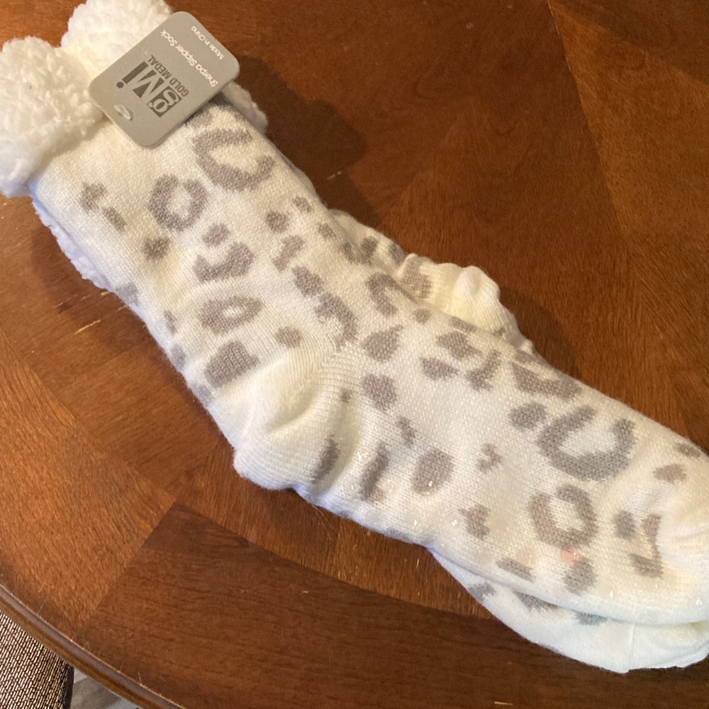 Cozy White and Gray Leopard Print Socks
